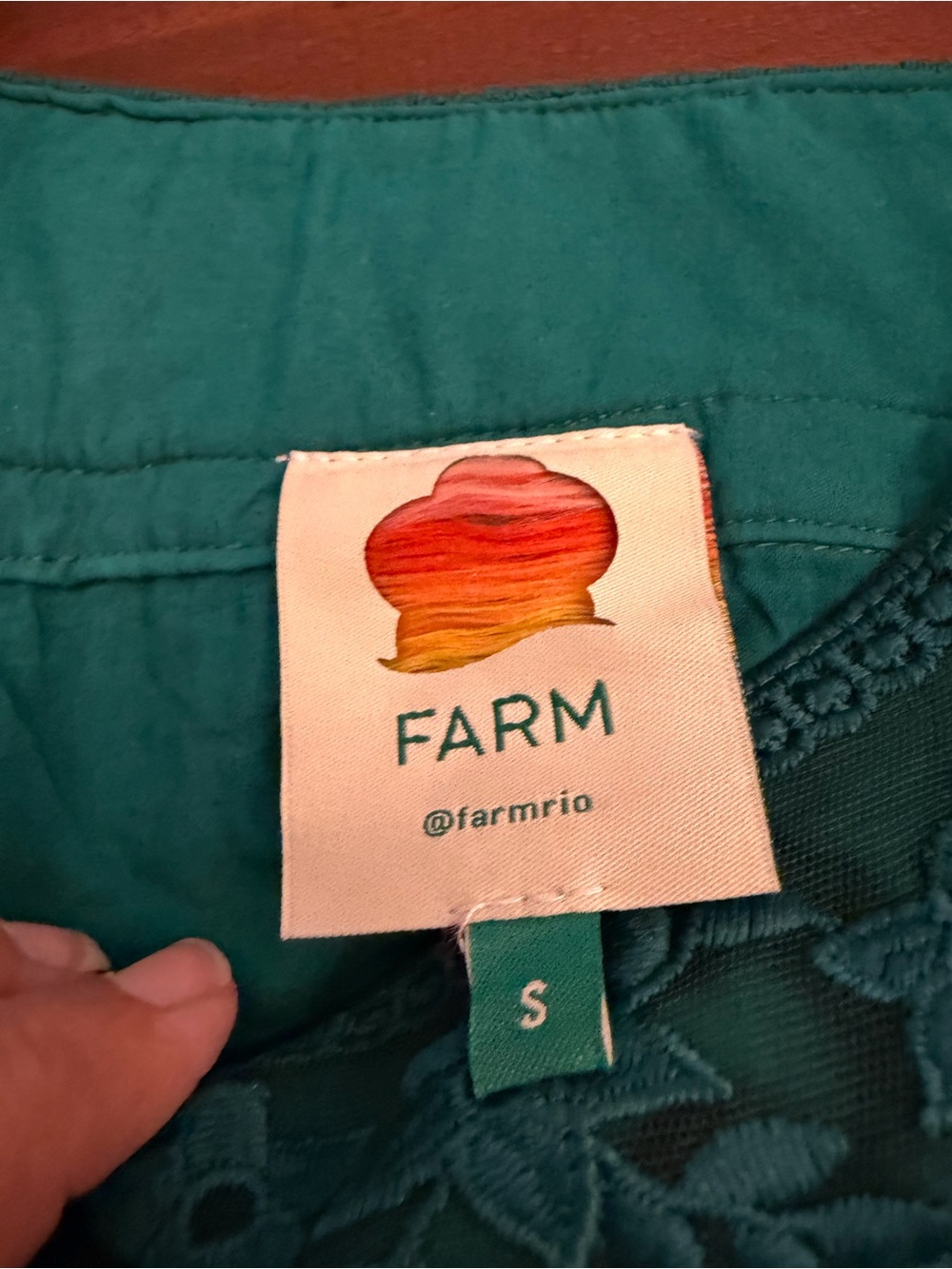 FARM RIO Green Toucan Guipure Sleeveless Top & Maxi Skirt (131) - Picture 5 of 8